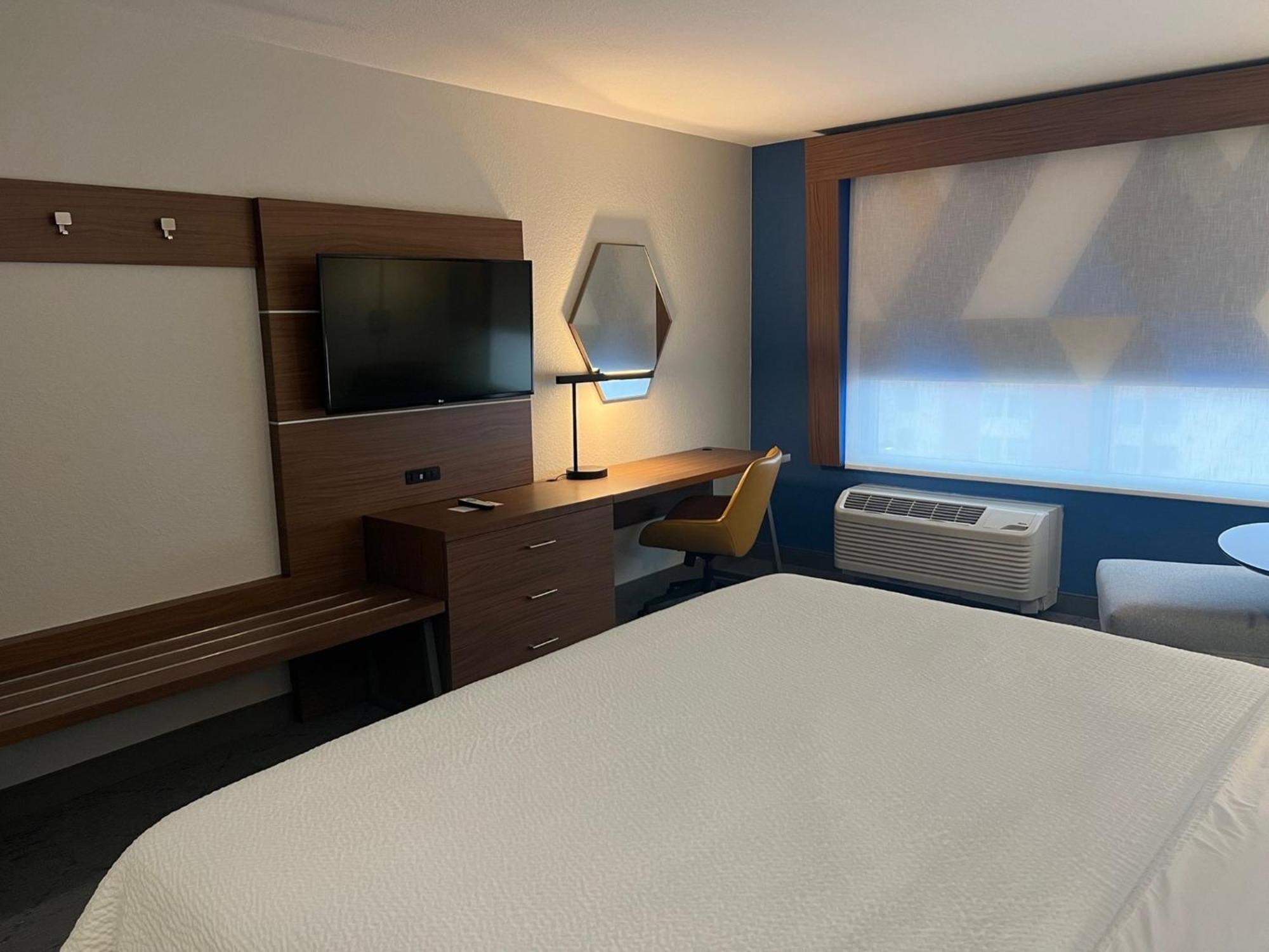 Holiday Inn Express & Suites Moore By Ihg Dış mekan fotoğraf