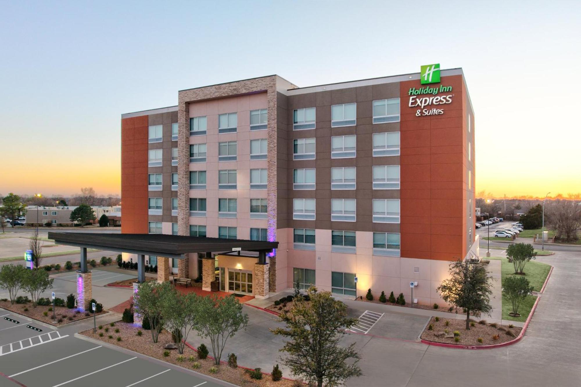 Holiday Inn Express & Suites Moore By Ihg Dış mekan fotoğraf